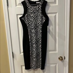 Black and White Patterned Women's Dress